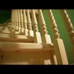 Видео: Изготовление деревянной лестницы
